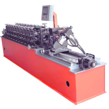 Máquina formadora de bandejas metálicas para cabos de alta velocidade e formato CU